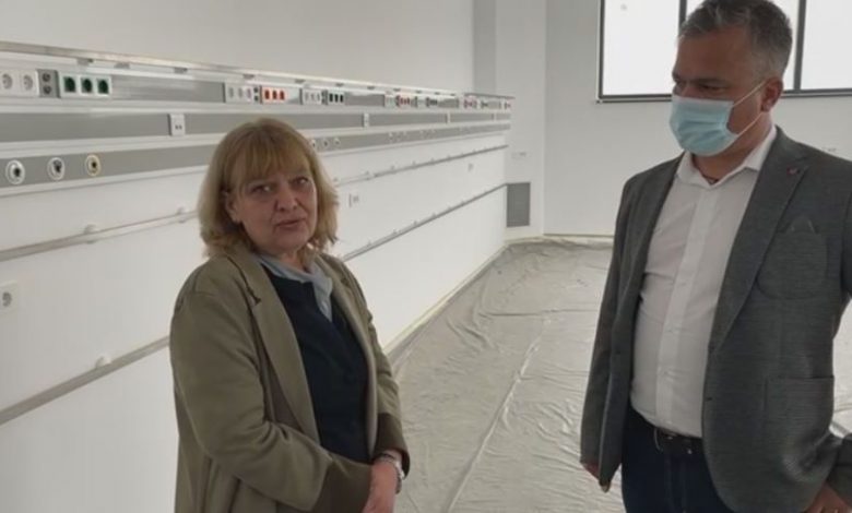 CORONAVIRUS BRAȘOV. Voluntari VIP la Aeroport, unicul care organizează un maraton de vaccinare 1 vecerdi-vestea.jpg