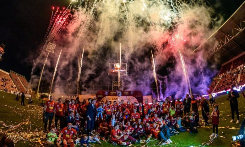 NOUL ANTRENOR al lui CFR Cluj este... / A lucrat și la FC Brașov! 1 cfrcampioana.jpg