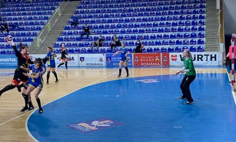 BRAŞOV. Corona, prea mică pentru un duel cu una dintre cele mai slabe echipe din Liga Naţională 1 coro.jpg
