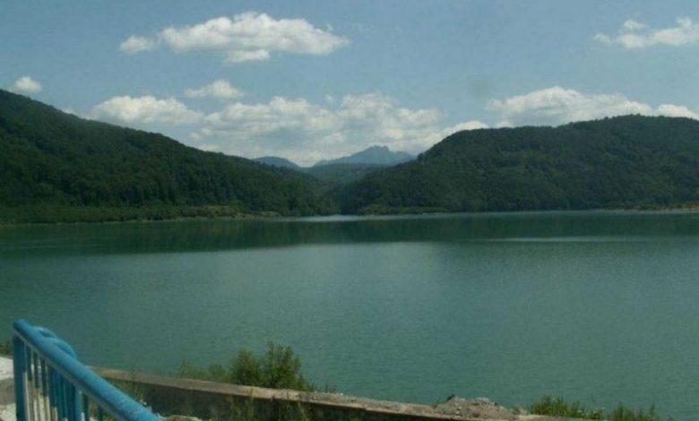 lacul-de-acumulare-de-pe-tarlung.jpg
