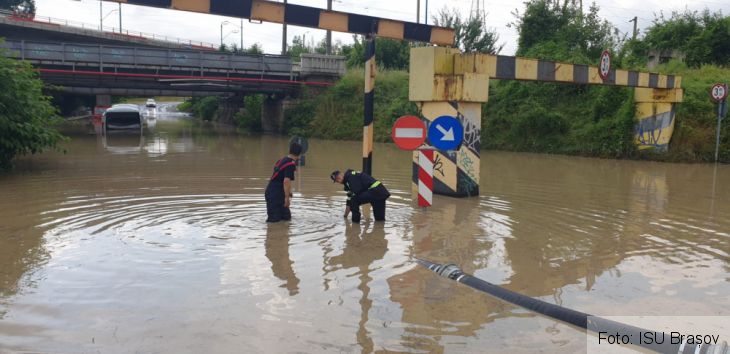 BRAȘOV. Primăria ia măsuri urgente, apoi face evaluarea pagubelor și cere bani 1 IMG-20210720-WA0023_289740.jpg