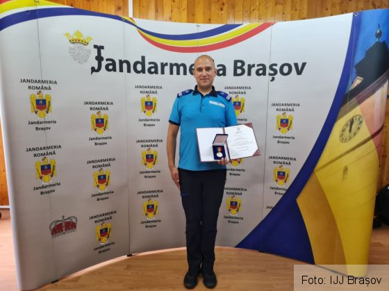 Și un jandarm brașovean a primit Emblema de Onoare a MAI (Galerie FOTO) 1 WhatsApp Image 2021-07-21 at 08.14.53_289778.jpeg