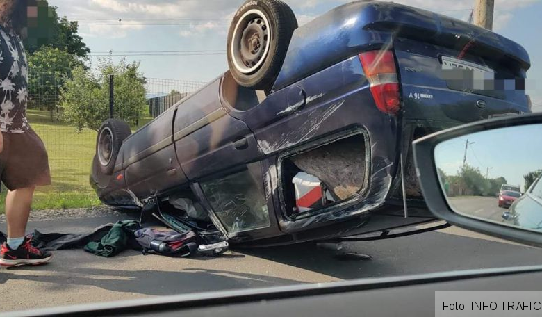 BRAȘOV. Accident rutier, în Stupini! (FOTO) 1 fb-img-1625847786818_2.jpg
