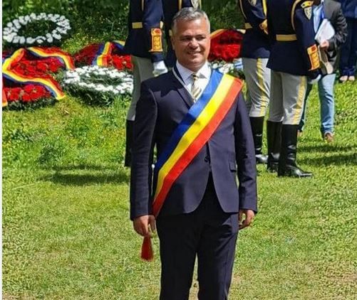 BRAȘOV. Cîțu: Primarii sunt doar „vehicule”. Reacția lui Adrian Veștea 1 vestea2_4.jpg