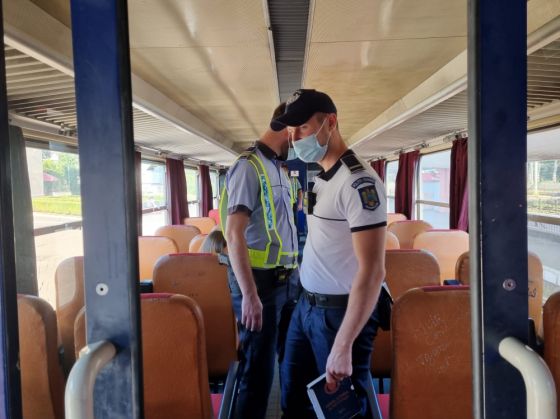 CORONAVIRUS BRAȘOV. Noi acțiuni de control ale polițiștilor - 2 amenzi în valoare de 1.000 de lei 1 IMG-20210812-WA0026_290420.jpg