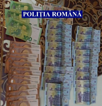 Polițiștii BRAȘOVENI, percheziții într-un dosar privind ÎNȘELĂCIUNI prin metoda „ACOPERIȘUL” (FOTO) 1 WhatsApp Image 2021-08-12 at 14.08.07_290428.jpeg