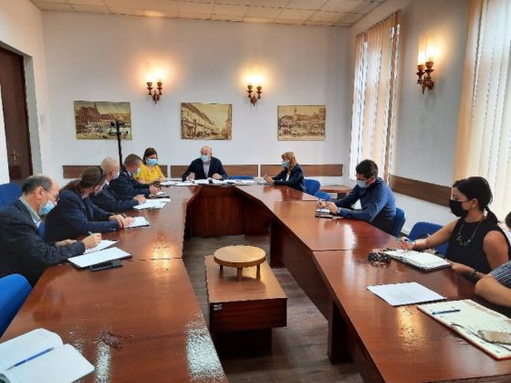 sedinta-scoli-prefe_290786.jpeg