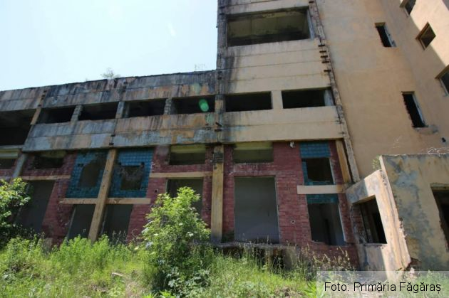 BRAȘOV. Atenție, demolare prin EXPLOZIE controlată, astăzi, la fostul Combinat Chimic Făgăraș! 1 FB_IMG_1631706951991_291216.jpg