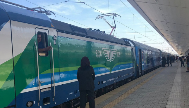 BRAȘOV. Primarul Coliban va întâmpina oaspeții din trenul Connecting Europe Express! Recital de pian... 1 tren_4.png