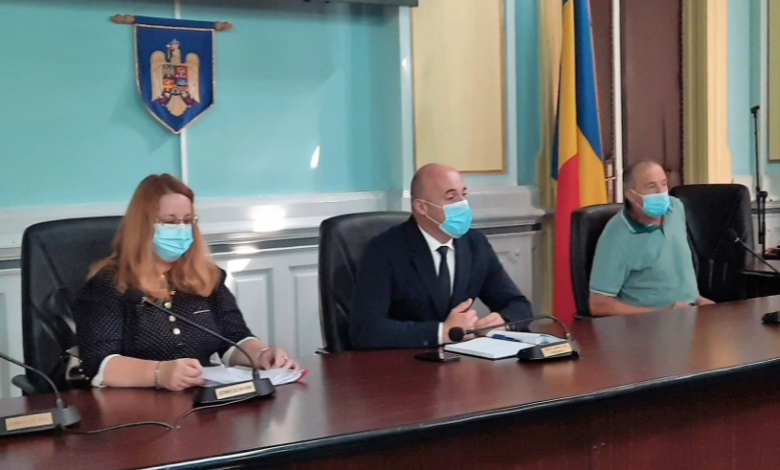 CORONAVIRUS BRAȘOV. Noi restricții?! Unde se va reintroduce obligativitatea purtării măștilor... „Curbă abruptă în ceea ce privește creșterea cazurilor”! Declarațiile prefectului 1 vasiibularca.png