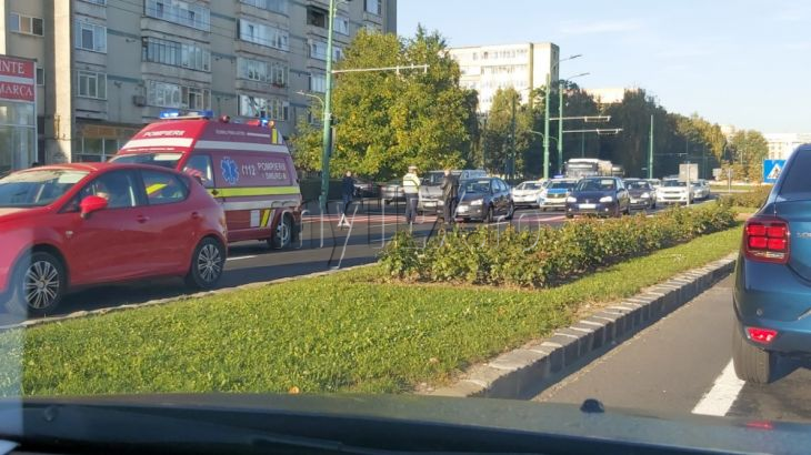 BRAȘOV. Accident lângă Gară! (FOTO) 1 IMG-20211004-WA0001_291714.jpg