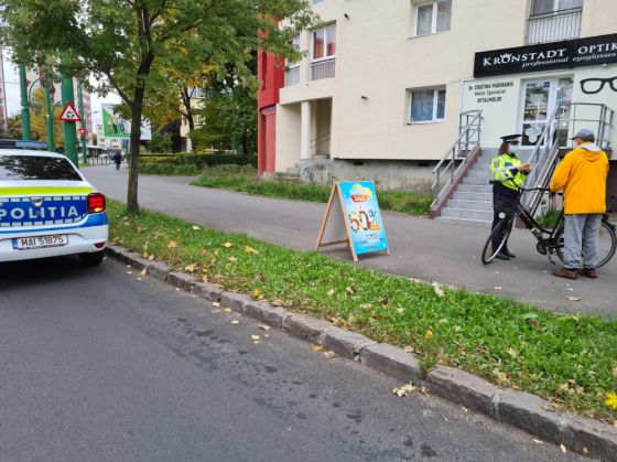 BRAȘOV. Bicicliști amendați pentru încălcarea normelor rutiere 1 IMG-20211020-WA0000_292073.jpg