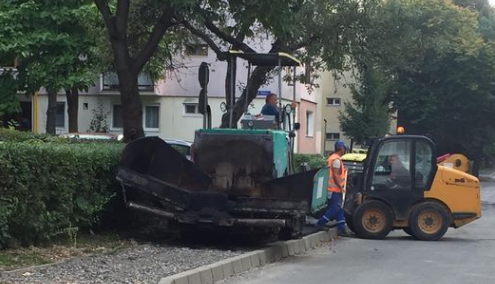 BRAȘOV. „Și aici sunt banii noștri”!... 1 asfaltare.png