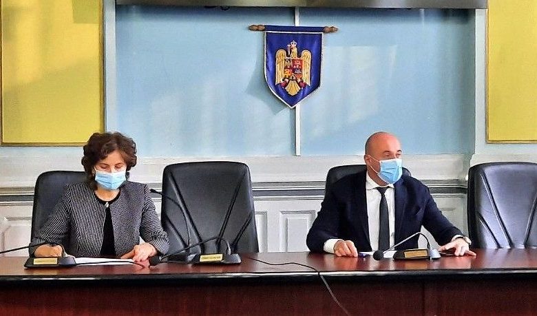 BRAȘOV. La Prefectură: despre semințe și focare COVID-19. Apelul prefectului către șefii instituțiilor publice 1 colegiu-prefectural.jpeg