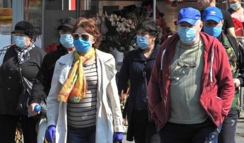 CORONAVIRUS BRAȘOV. O localitate, în „carantină” și după week-end, alta intră / Predeal și Moieciu, în „scenariul roșu” 1 covid-masca-obligatorie.jpg