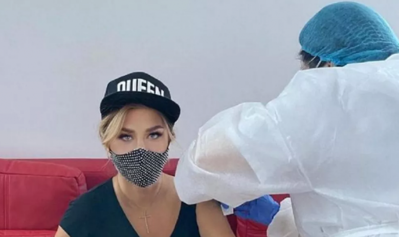 Loredana Groza promovează a treia doză de vaccin 1 loredanagroza_2.png