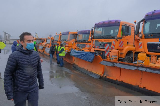 BRAȘOV. Primarul Coliban verifică stocurile de material antiderapant și utilajele de deszăpezire 1 IMG-20211123-WA0006_292873.jpg