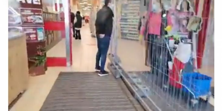 Gardurile pentru nevaccinați montate în magazinele Kaufland au stârnit Asociația Pro Consumatori / Sesizare făcută inclusiv la Ambasada Germaniei 1 Screenshot_20211122-132709_Chrome Beta_292825.jpg