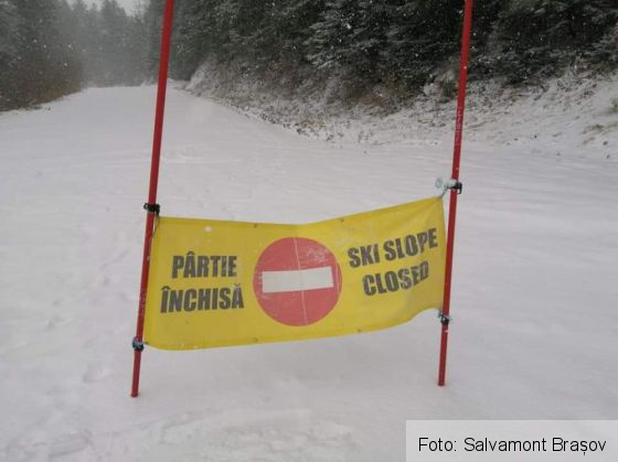 BRAȘOV. Turistă rănită la coloană, în ultima zi din an... pe o pârtie închisă / Salvamont Poiana Brașov a avut aproape 700 de intervenții în 2021 1 FB_IMG_1640718242983_293618.jpg