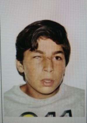 Județul BRAȘOV. Adolescent cu problemă medicală la un ochi, dat DISPĂRUT! 1 IMG-20211228-WA0014_293619.jpg