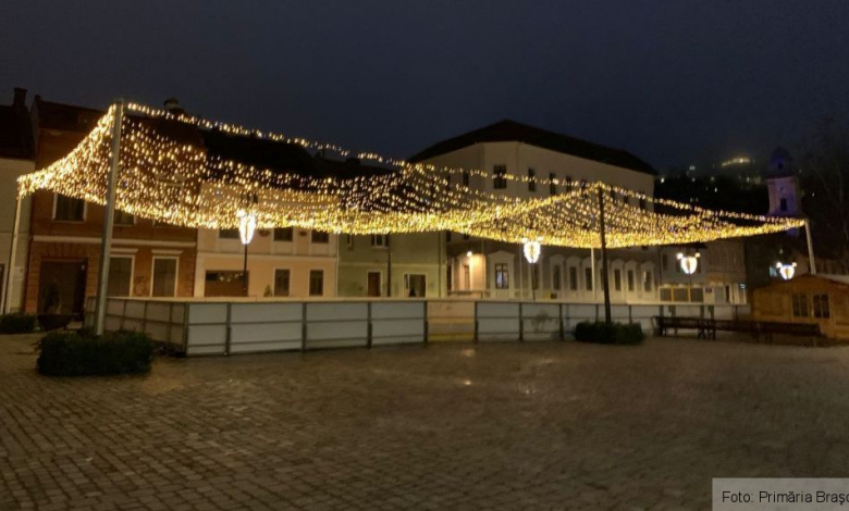 BRAȘOV. Se amână din nou deschiderea patinoarului din Piața Sf. Ioan 1 whatsappimage2021-12-14at08-50-33.jpeg