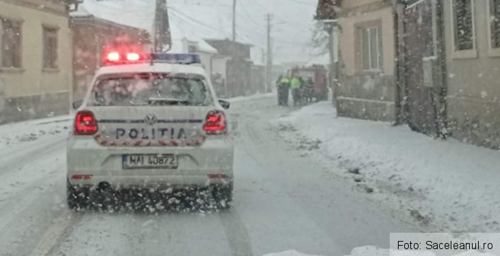 BRAȘOV. Țeavă de gaze lovită de un autovehicul, în Săcele 1 FB_IMG_1642936595700_294146.jpg