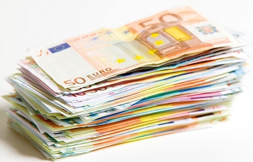 Leul continuă să se aprecieze 5 | MyTex.ro