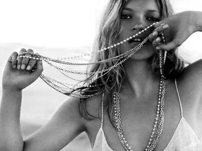 Kate Moss se mărită 5 | MyTex.ro