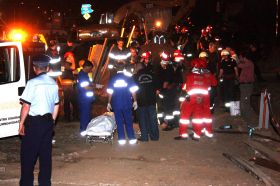 Coliziune între un autobuz și o mașină de teren, un mort și patru răniți grav 5 | MyTex.ro