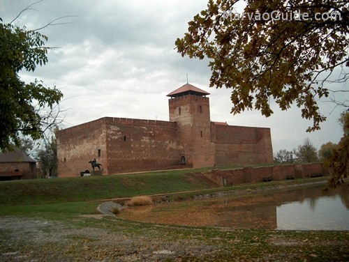 Castel din Ungaria, scos la vânzare pentru un forint 5 | MyTex.ro