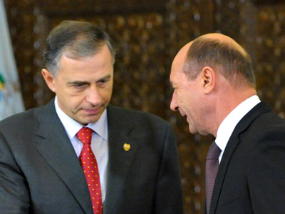 Geoană salută vizita lui Băsescu la Chișinău 5 | MyTex.ro