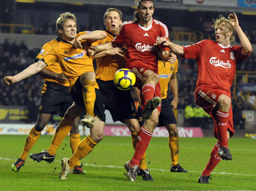 FC Liverpool continuă să dea rateuri 5 | MyTex.ro