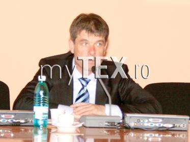 Personalul Primăriei Brașov va fi diminuat cu 20% 5 | MyTex.ro
