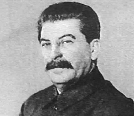 Suc cu imaginea lui Stalin, comercializat în Rusia 5 | MyTex.ro