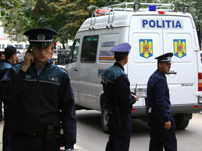Cadavru mumificat, găsit într-un bloc din Iași 5 | MyTex.ro