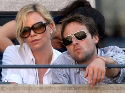 Charlize Theron s-a despărțit de Stuart Townsend 5 | MyTex.ro