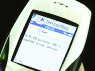 „Ţeparii” prin telefonul mobil nu au milă nici de persoanele cu handicap 5 | MyTex.ro