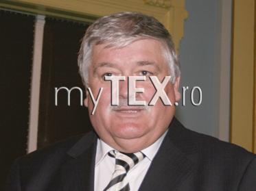 Reprezentanții Prefecturii și ai CJ s-au „războit” ieri pe tema „Cornul și laptele” 9 article_246827_2.jpg
