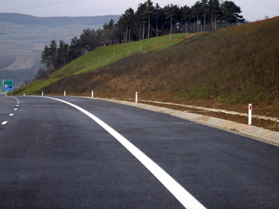 Autostrada Transilvania, finanțată printr-un credit garantat de stat 5 | MyTex.ro