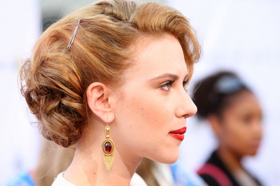 Scarlett Johansson a creat poșete Mango, în beneficiul copiilor din Haiti 5 | MyTex.ro