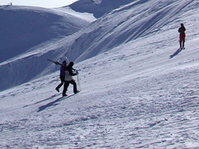 Femeie ucisă de avalanșă în Munții Baiului 5 | MyTex.ro