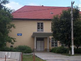 O profesoară agresivă s-a pălmuit cu un polițist 5 | MyTex.ro