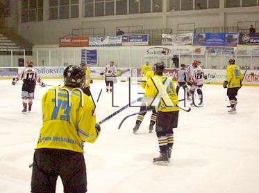 INAUGURARE. Patinoarul Olimpic Brașov își deschide astăzi porțile - Fenestela joacă pe gheața de acasă 5 | MyTex.ro