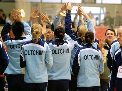 Oltchim Rm. Vâlcea, aproape de semifinalele Ligii Campionilor 5 | MyTex.ro