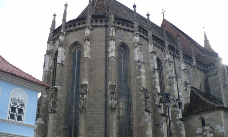 Brașov. Explozie lângă Biserica Neagră 5 | MyTex.ro