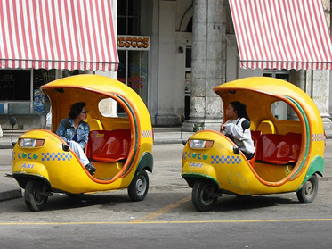 În centrul istoric vor circula triciclete de tip „coco-taxi” 5 | MyTex.ro