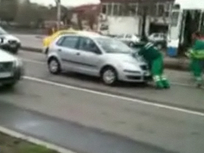 Bătaie ca-n filme în trafic 5 | MyTex.ro