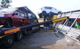 Un trailer cu mașini s-a răsturnat pe DN7 5 | MyTex.ro