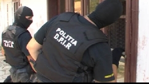 Descinderi pentru anihilarea unei rețele de traficanți de minori 5 | MyTex.ro