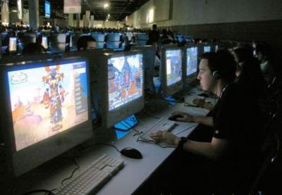 „Practica de vară 2010” pentru studenții din Cluj și Brașov 5 | MyTex.ro